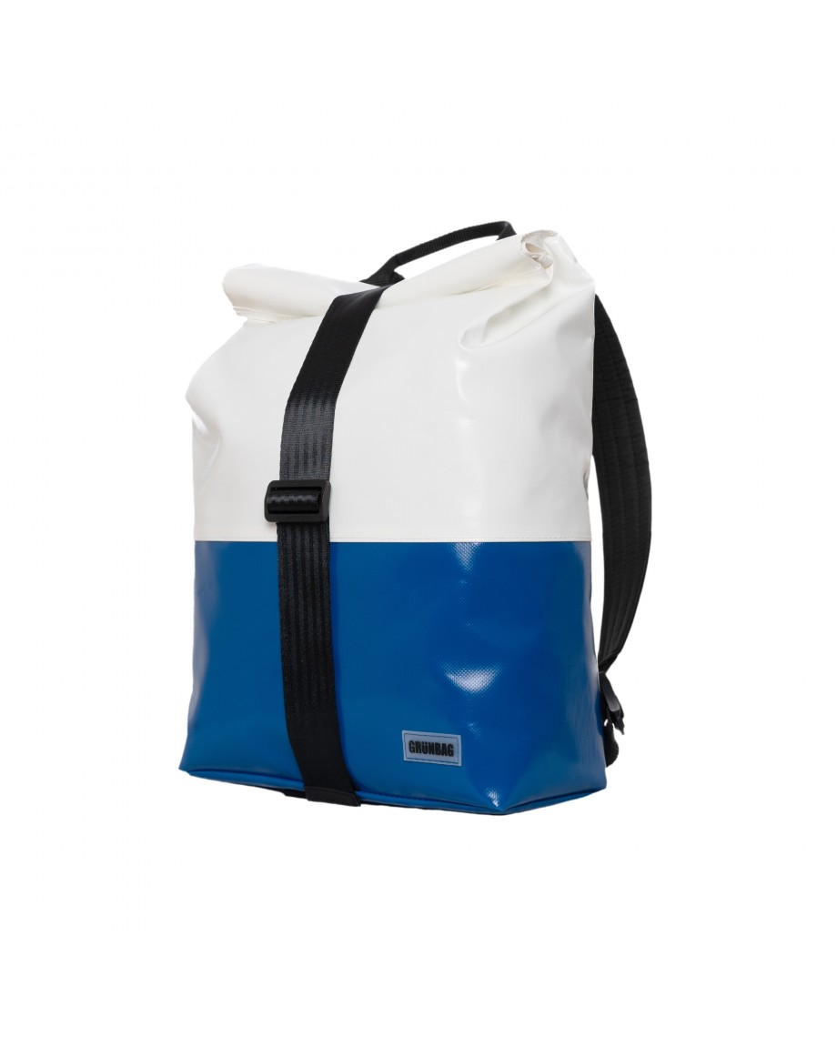 TwocoloredBackpackNorrStrap-09