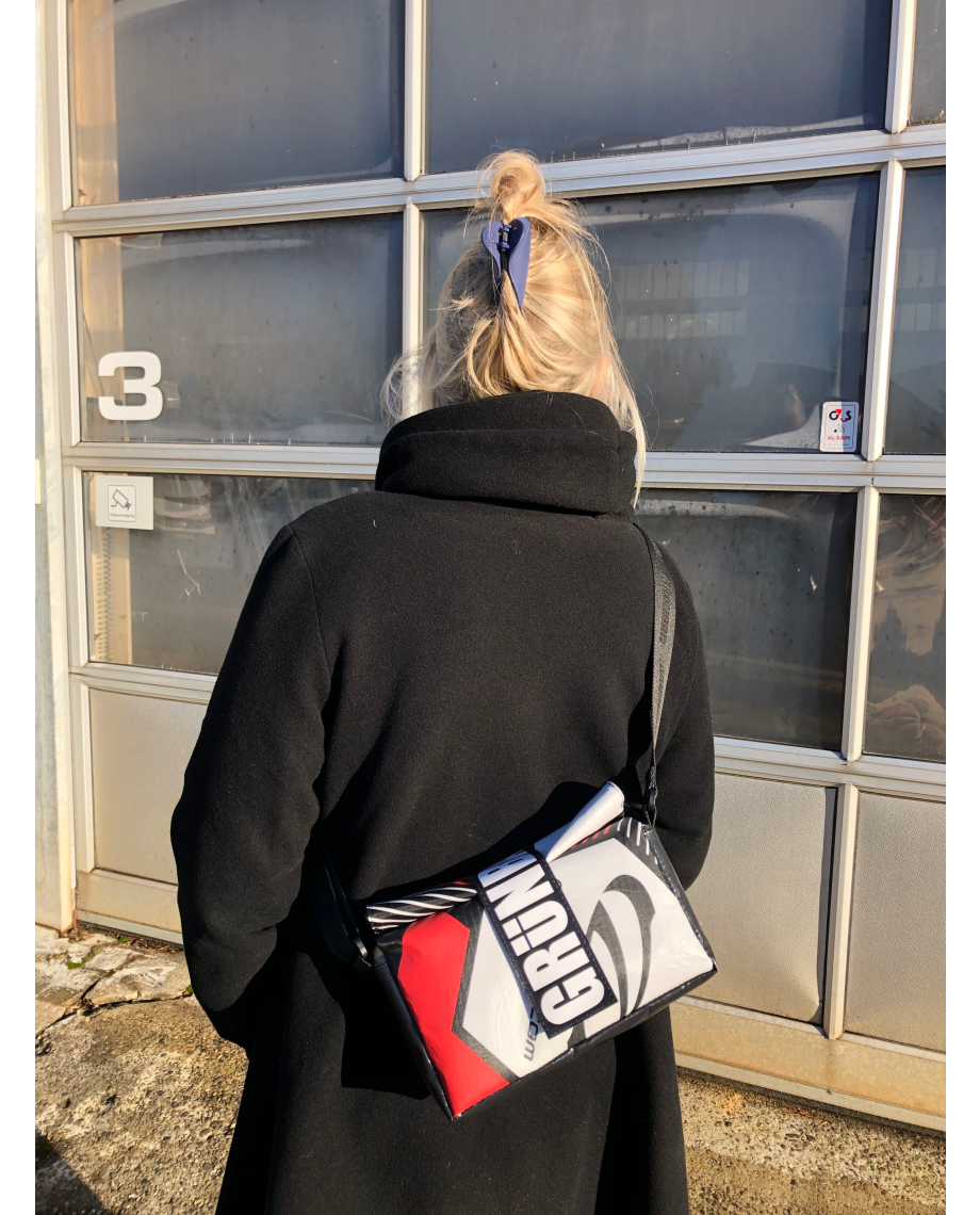 Unique Crossbody Kites Go #2