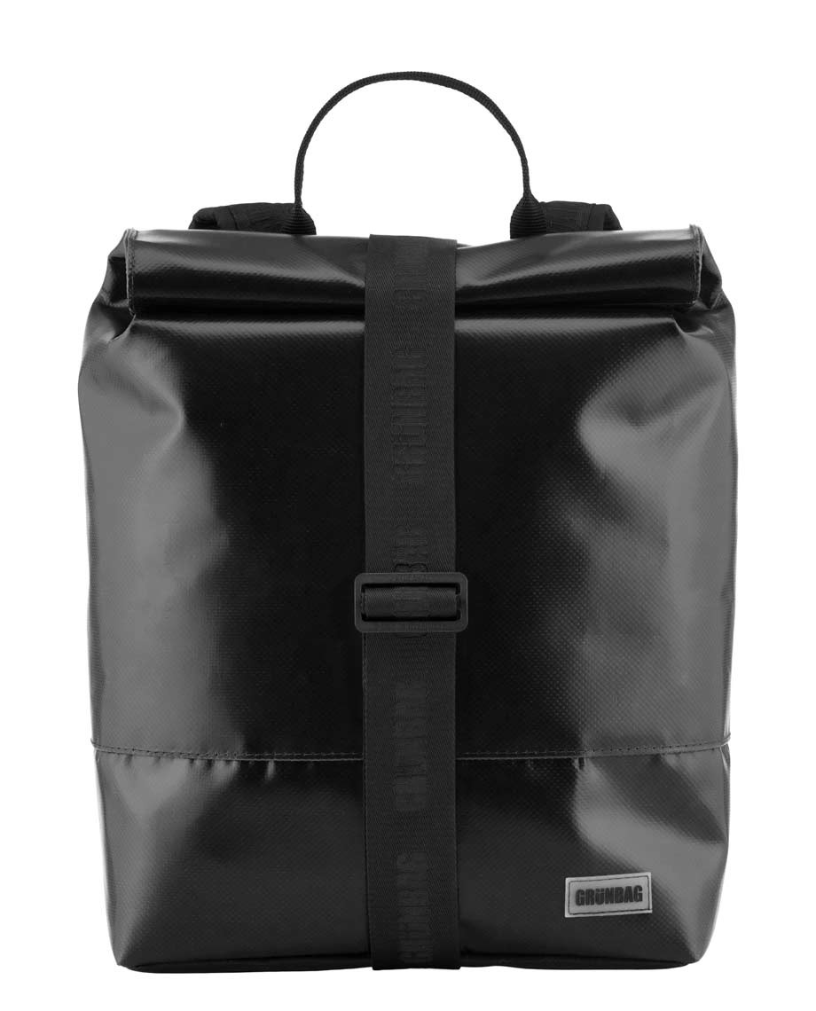 SchwarzerRucksackNorrStraps-012