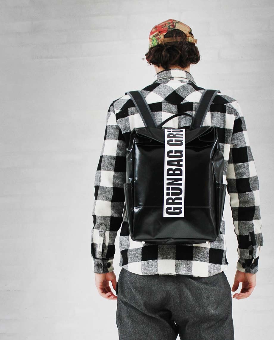 SchwarzerRucksackAlden-010
