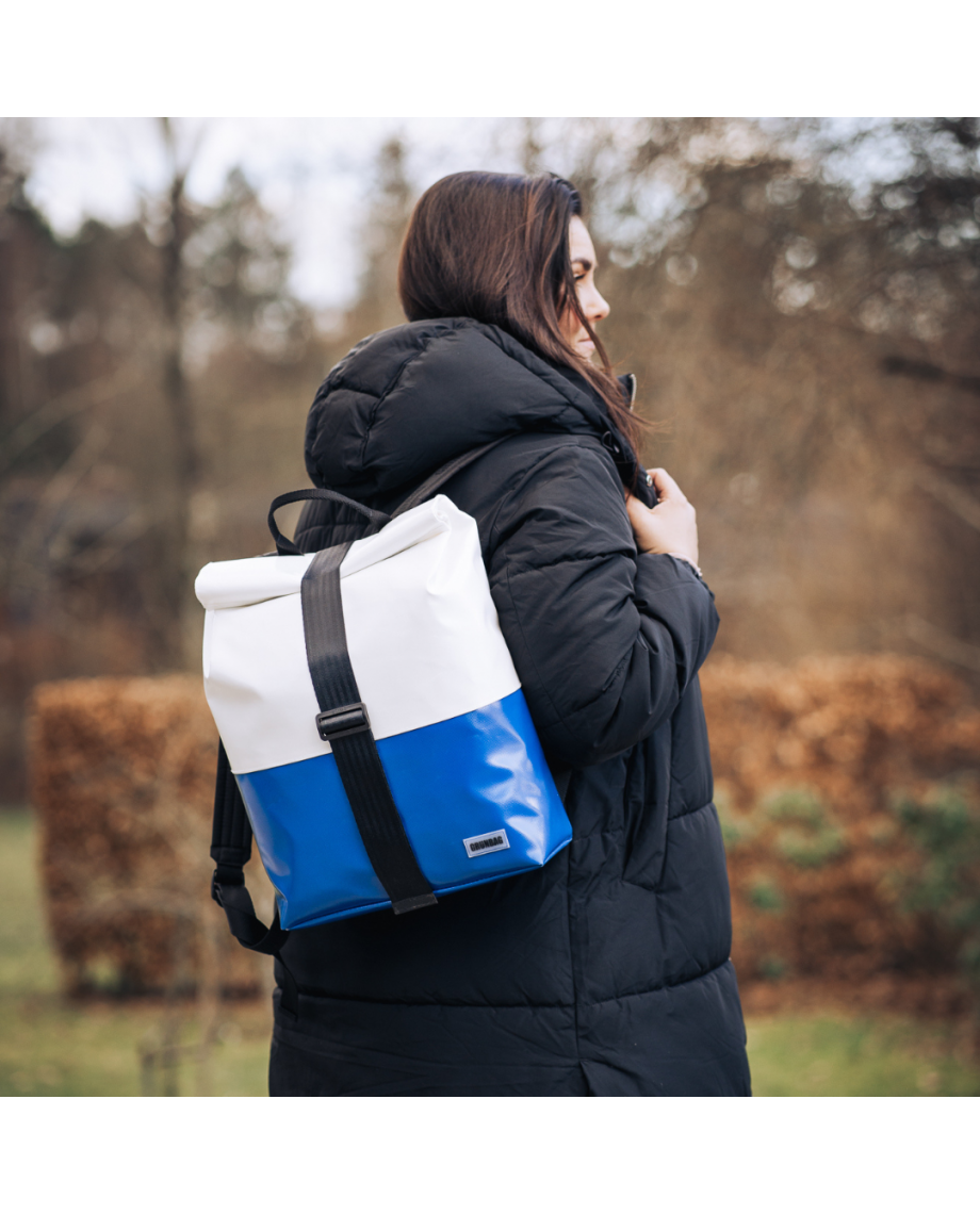 TwocoloredBackpackNorrStrap-09