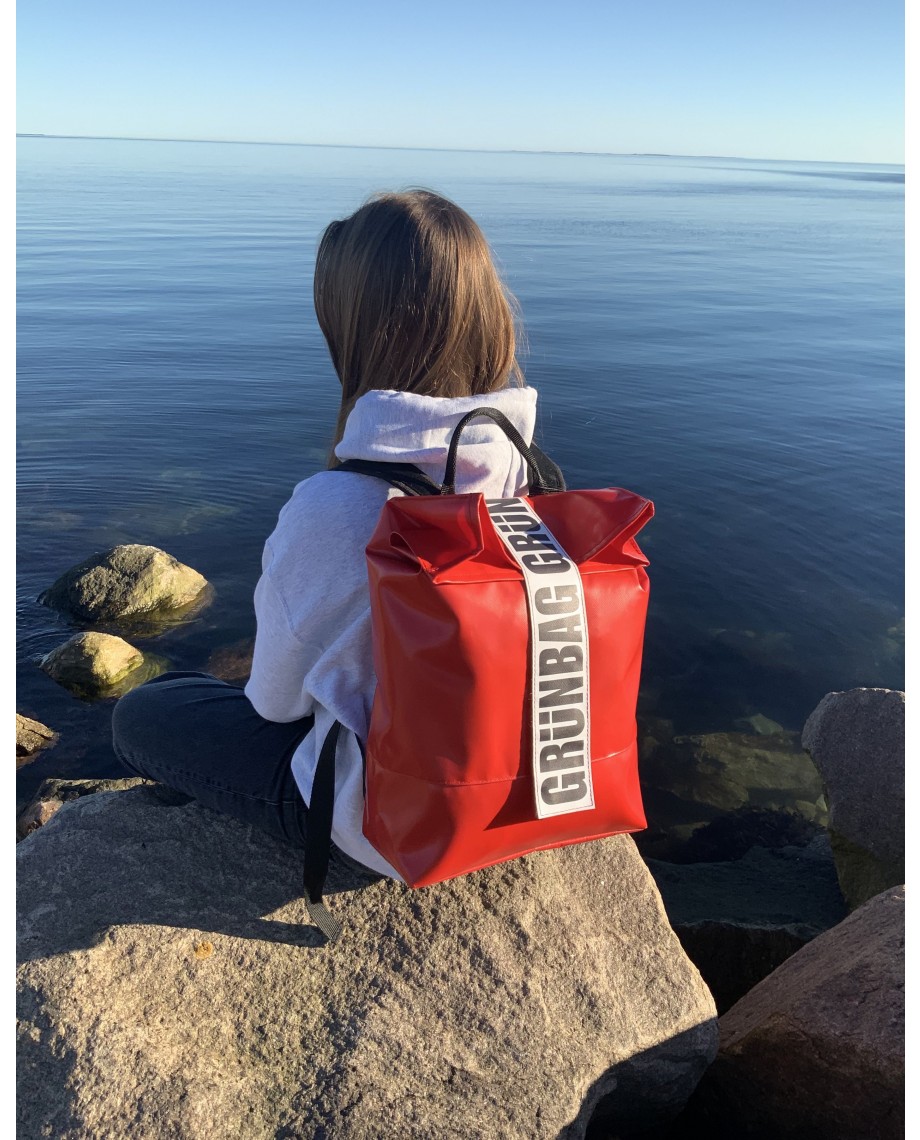 Roter Rucksack Norr