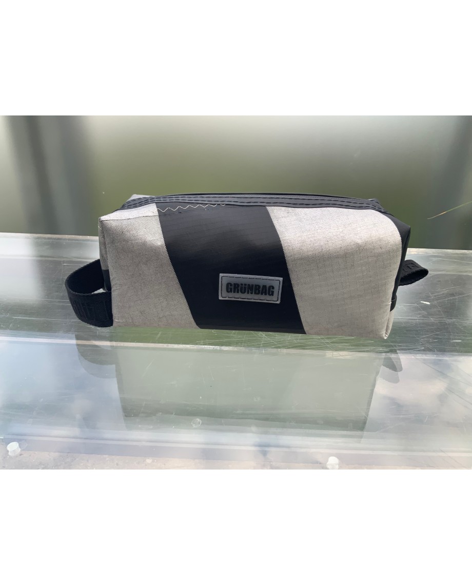 Unique Kites Toiletry Multi Case #5