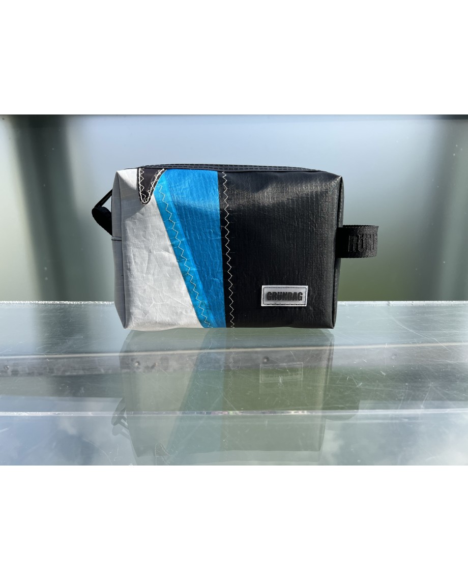 Unique Toiletry Kites #31