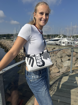 UniqueCrossbodyKitesGo4-20