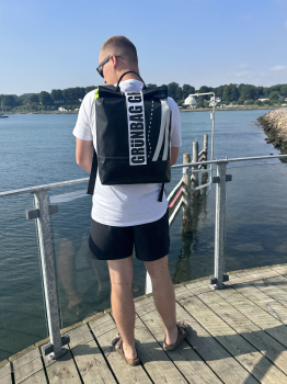 UniqueBackpackKites05-20