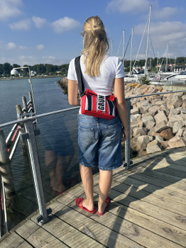 UniqueCrossbodyKitesGo2-20